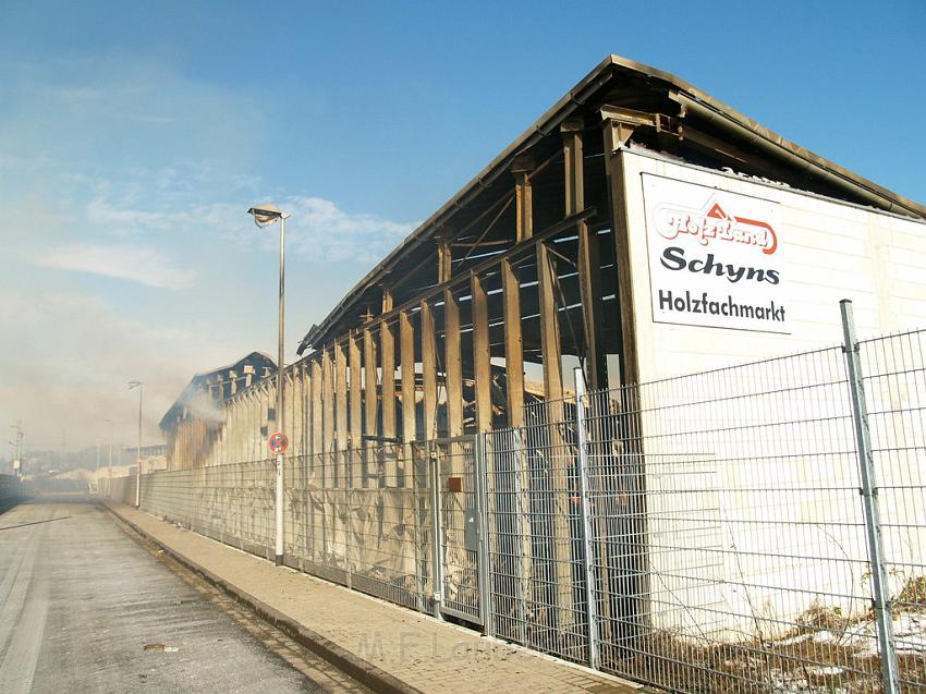 Grossbrand Holzlager Siegburg Industriestr P044.JPG